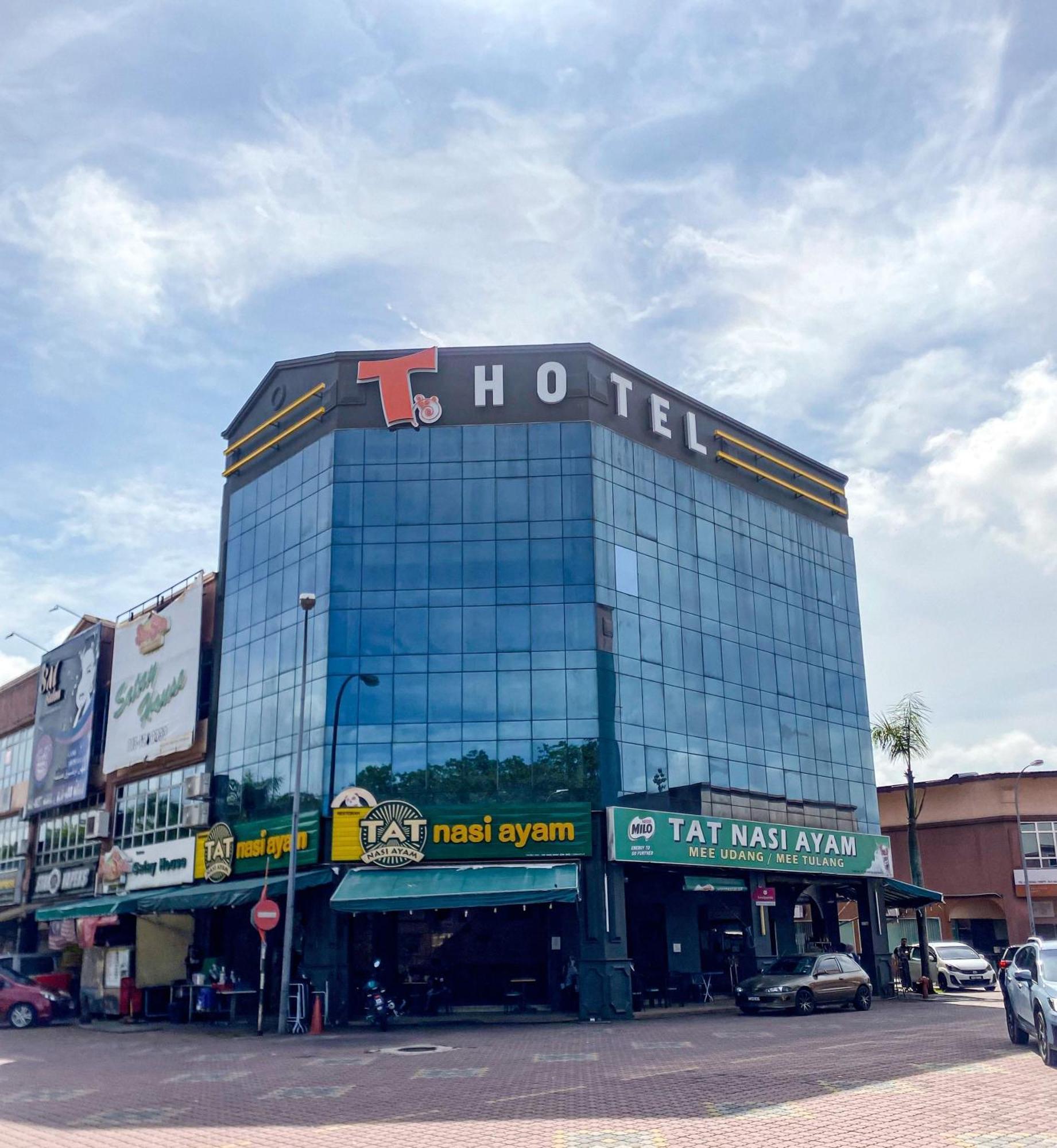 T Hotel Jalan Sultanah Alor Setar Exterior photo
